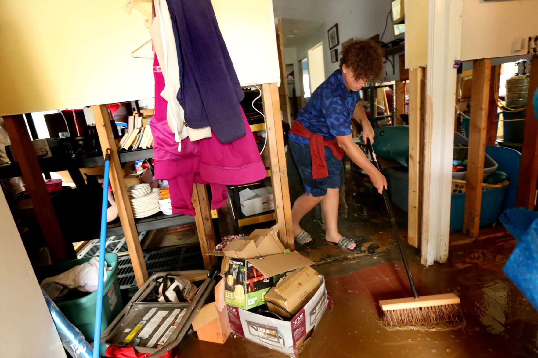Flash flooding damages homes in Jefferson County